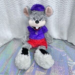 Chuck E. Cheese’s 20” Stuffed Mouse Purple Hat Shirt Red Shorts 2010 RARE Plush